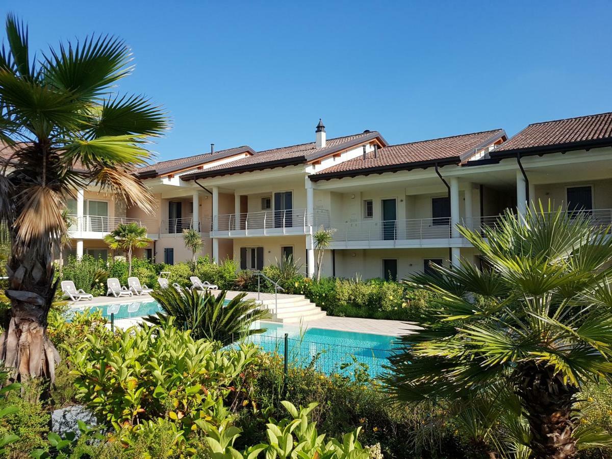 Sky Fort Garda View Сирмионе Экстерьер фото