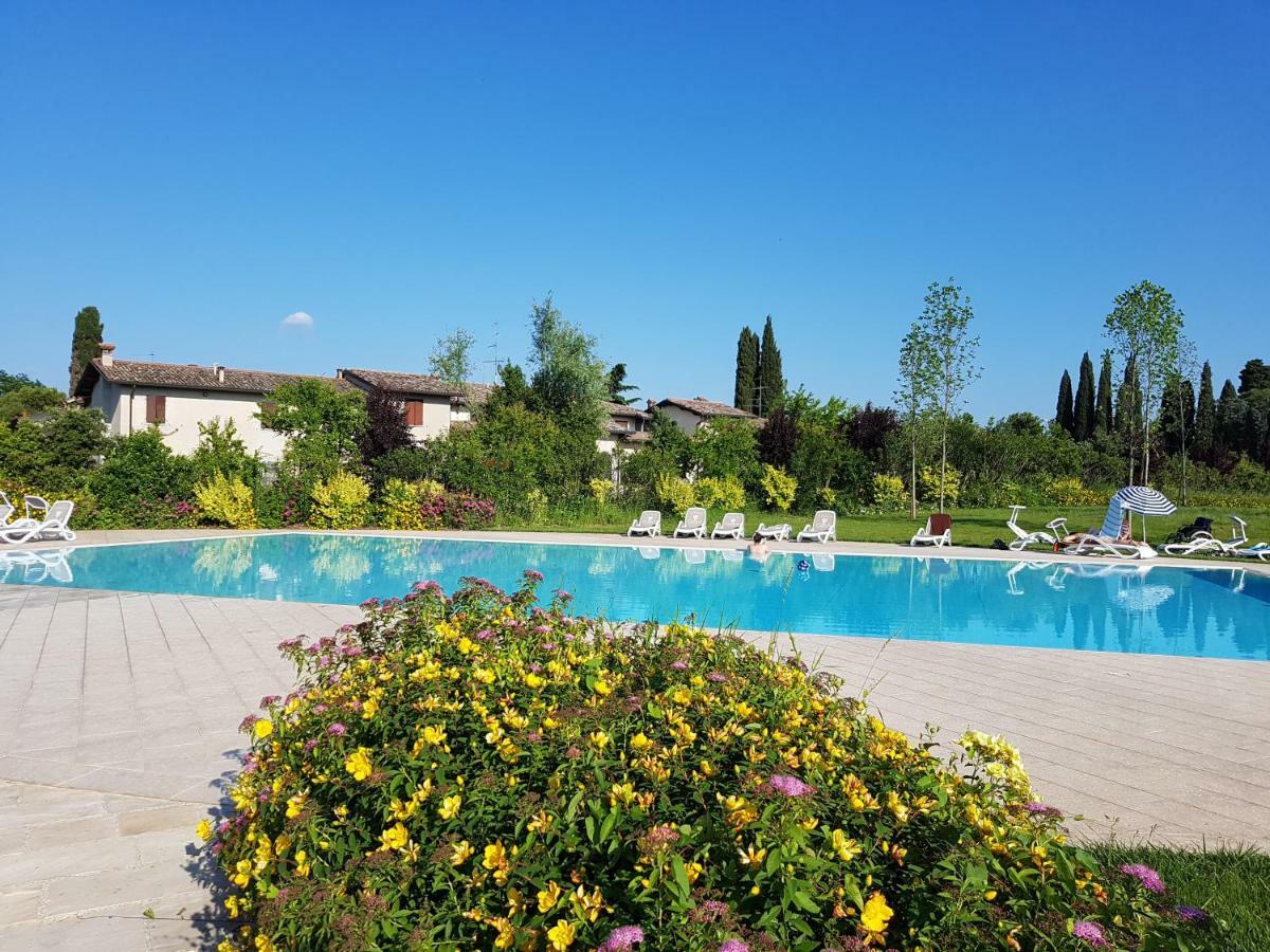 Sky Fort Garda View Сирмионе Экстерьер фото