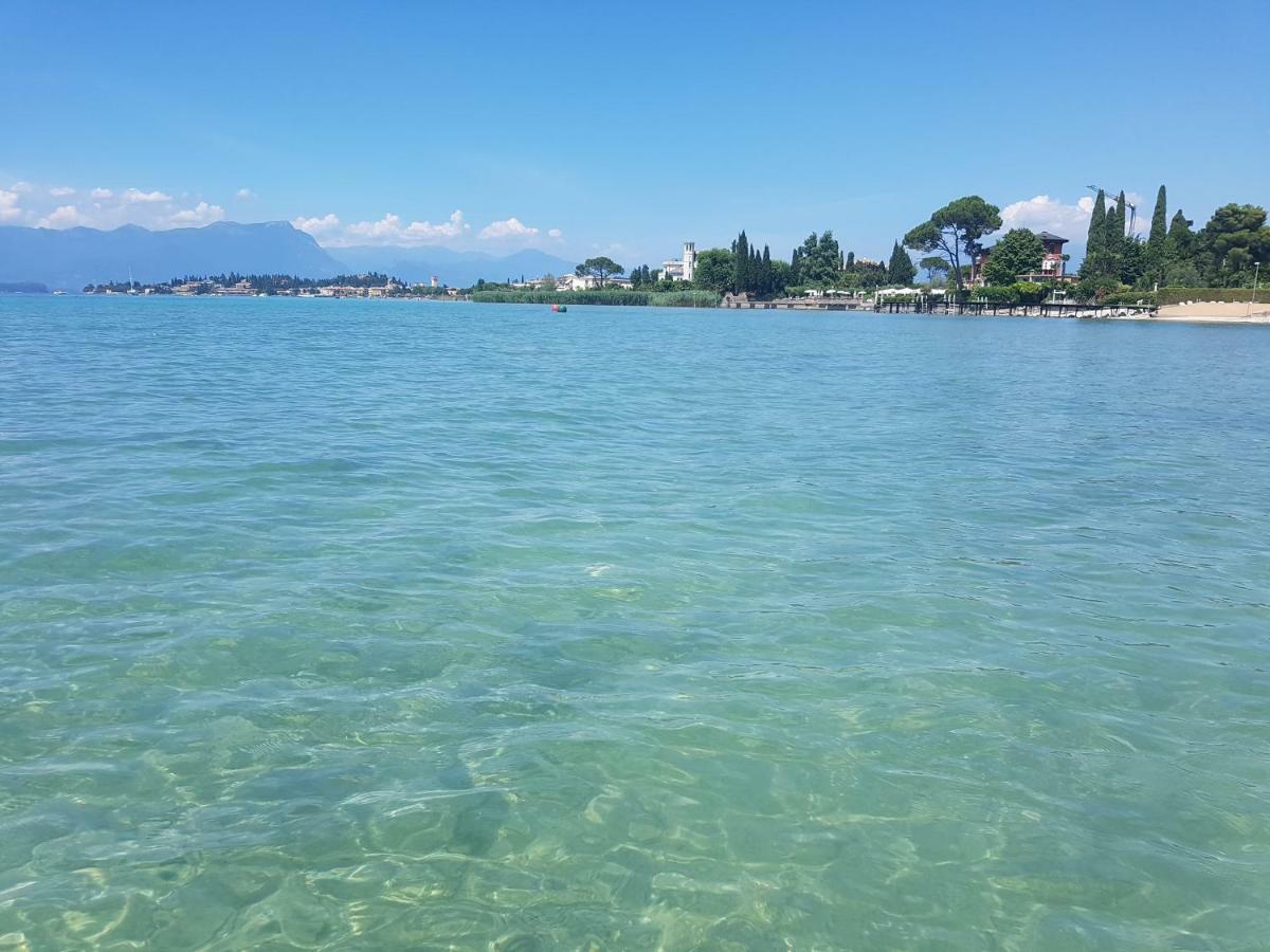 Sky Fort Garda View Сирмионе Экстерьер фото